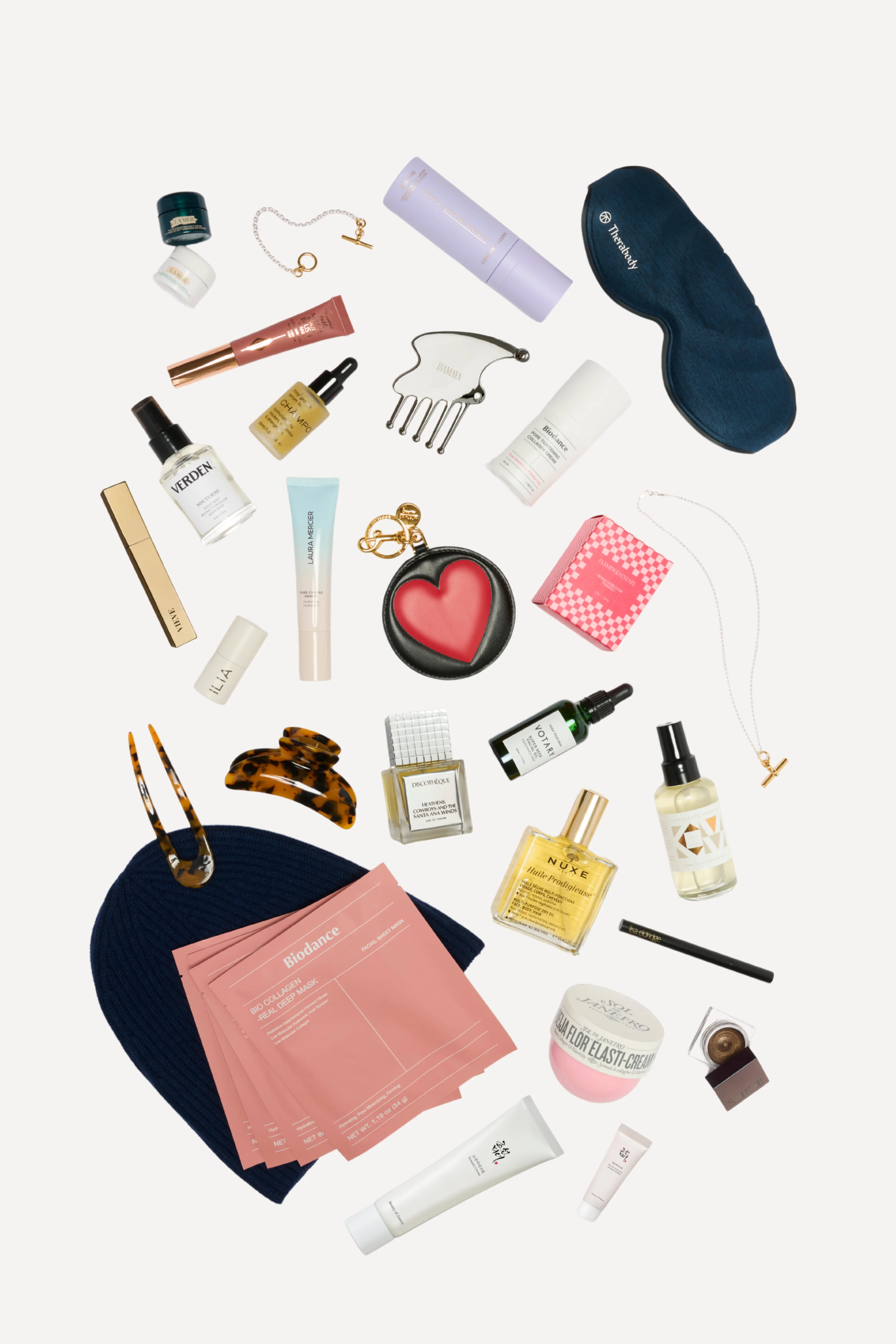 VOGUE Festive Calendar 2025 - Image 6