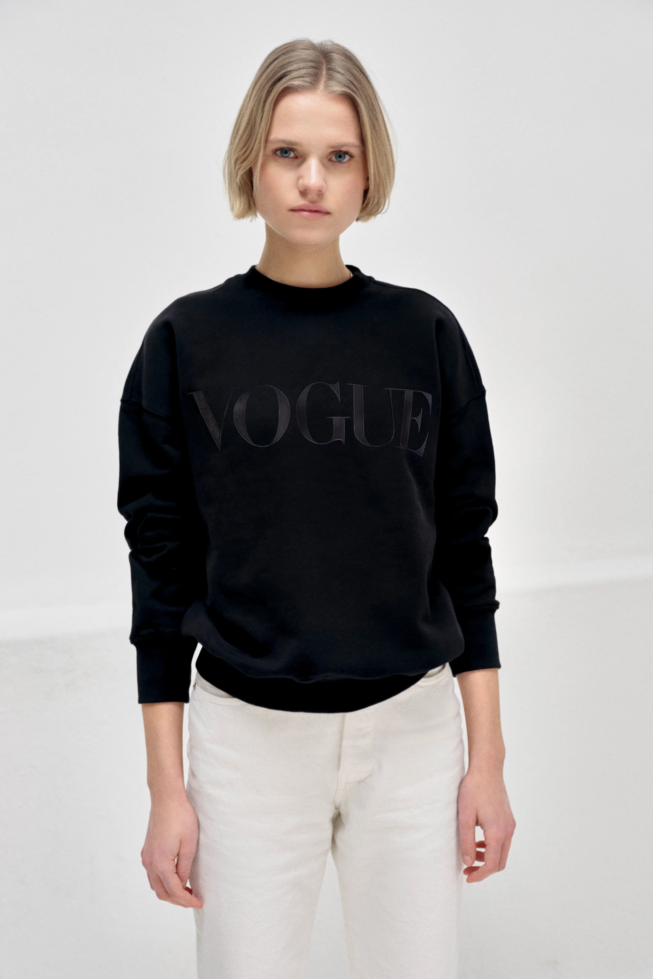 VOGUE Sweatshirt | Tonal Black - Image 4